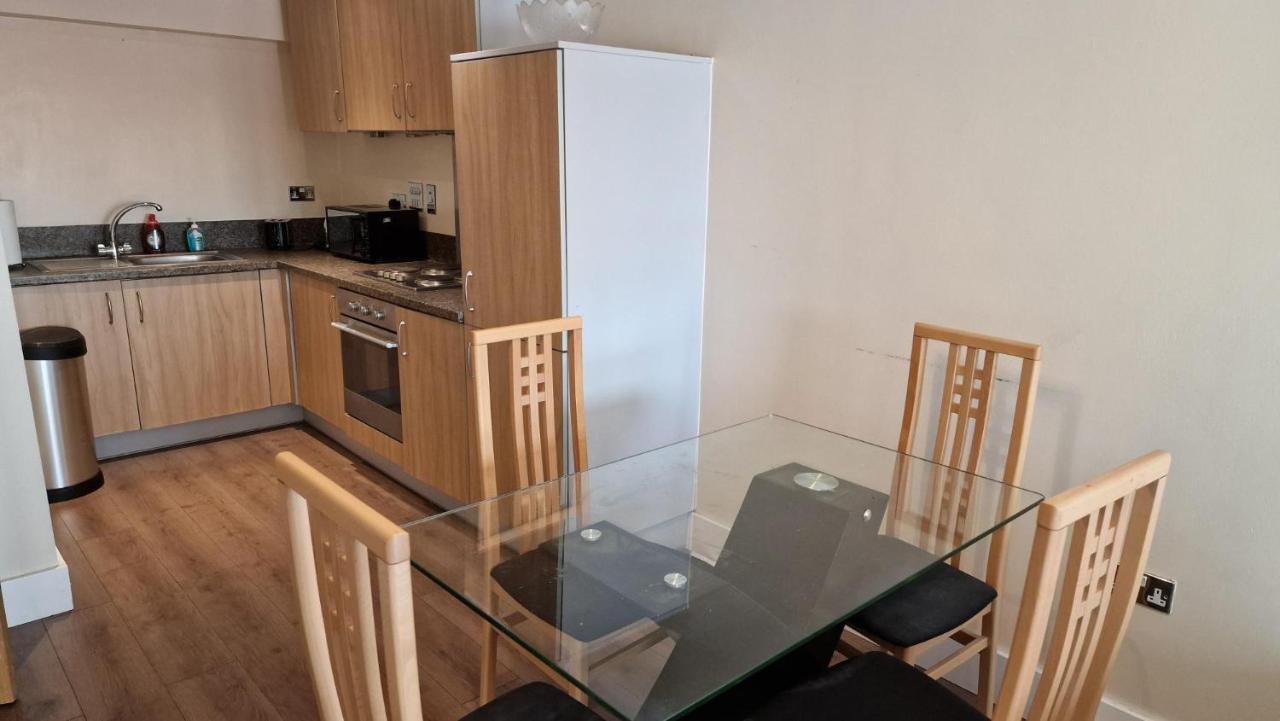 Two Bedroom Apartment, Birmingham City Centre B1 Dış mekan fotoğraf